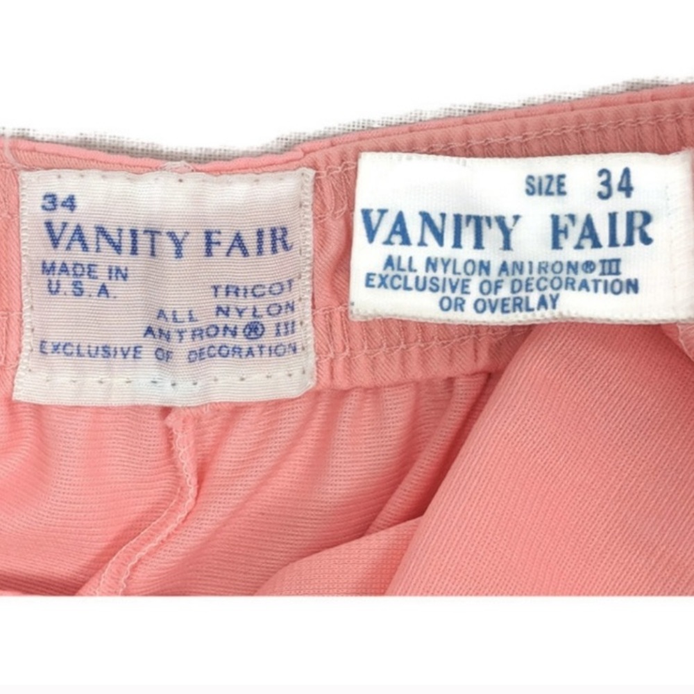 Vintage Vanity Fair Peachy Pink Pajamas in Size 34 - Picture 8 of 8